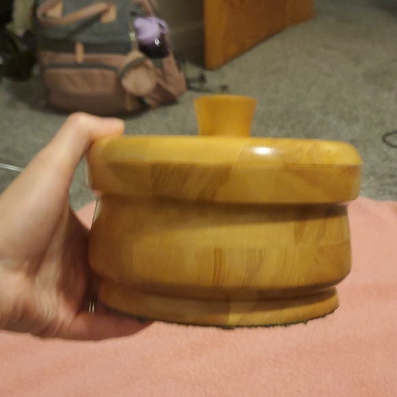 Wooden Lidded Container - Picture 7 of 7